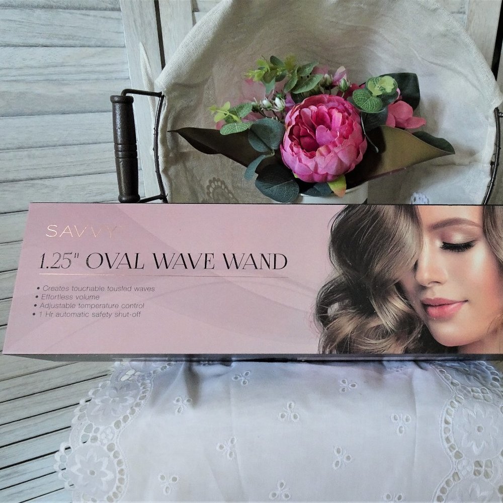 SAVVY 1.25" OVAL WAVE WAND Curling IRON NEW IN BOX!